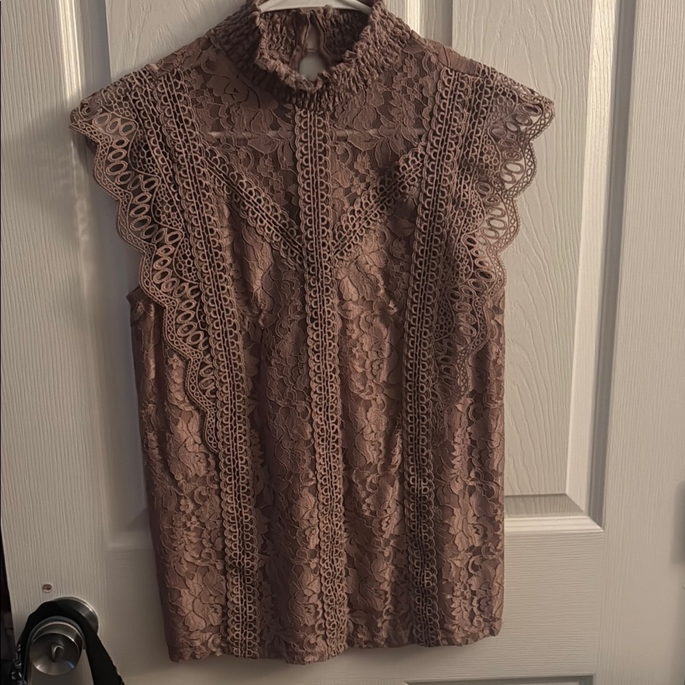 Cable & Gauge, brownish-pink, lace Blouse.